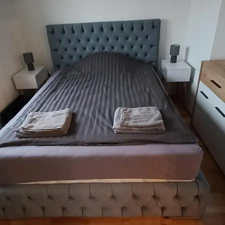 Expo Διαμέρισμα Surčin