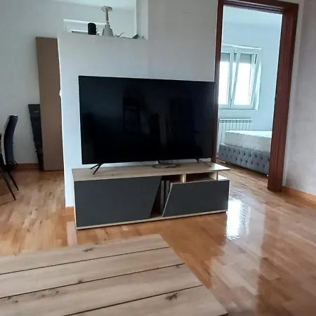 Expo Διαμέρισμα Surčin